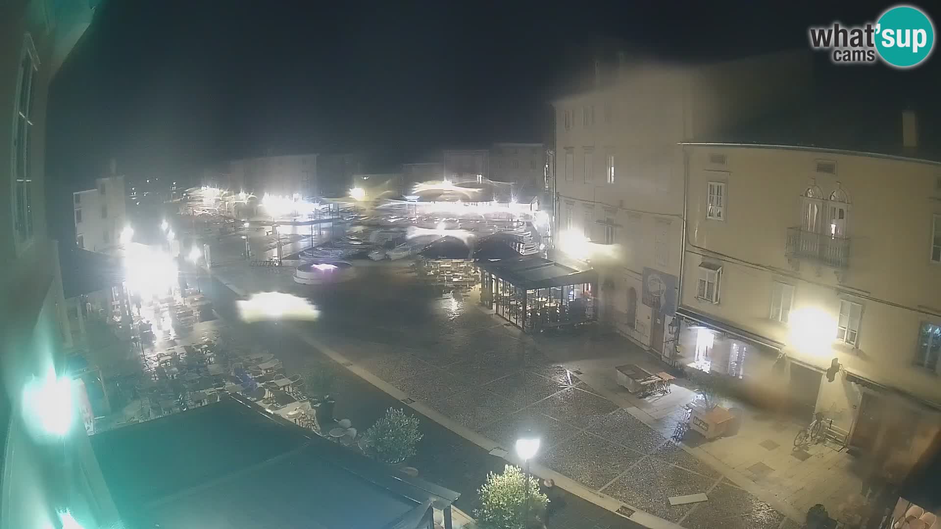 LIVE cam Cres Stadt – Hauptplatz und “mandrač” – Cres Insel – Kroatien