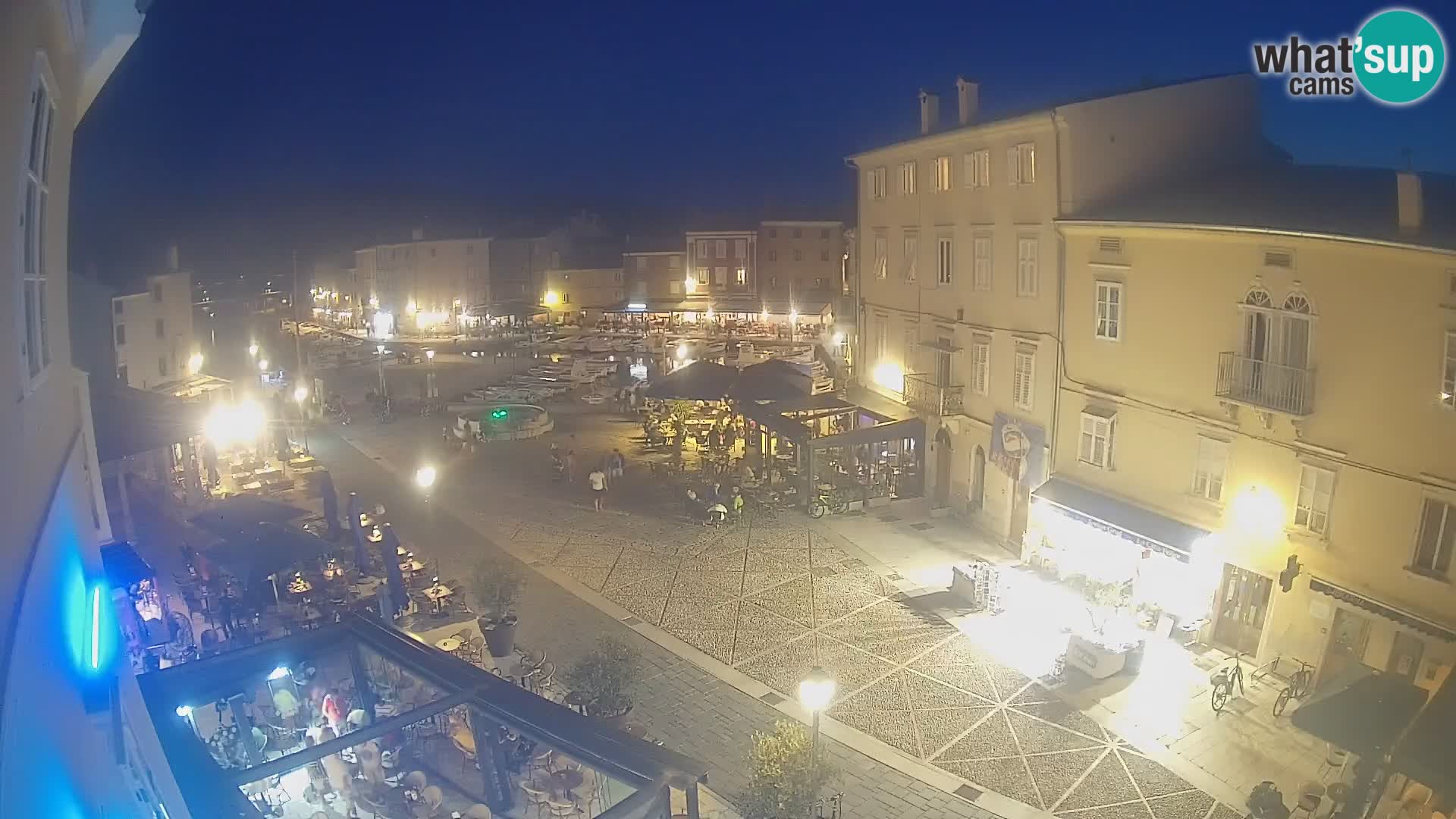 LIVE cam Cres city – main square and “mandrač” – Cres island – Croatia