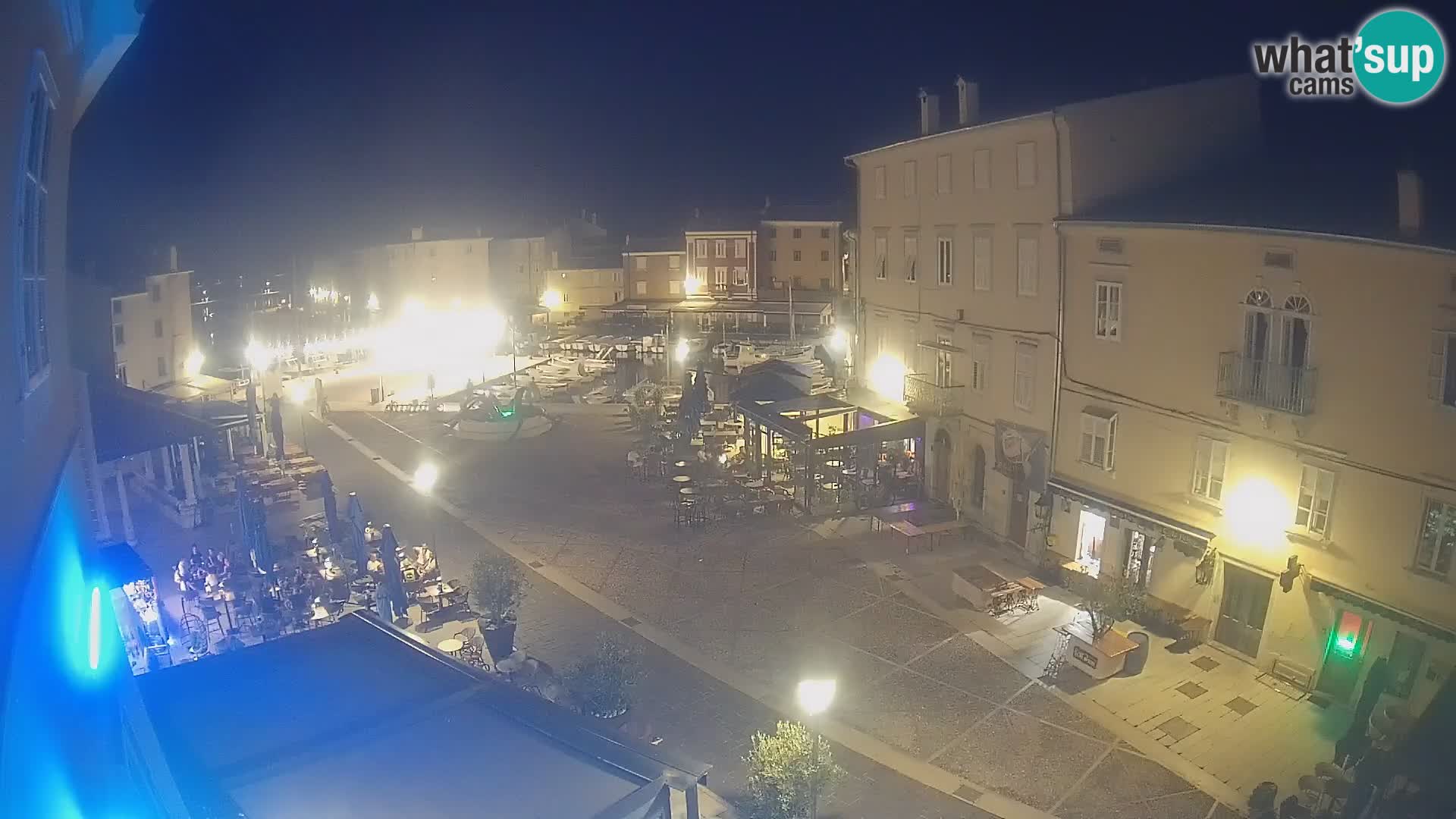 LIVE cam Cres Stadt – Hauptplatz und “mandrač” – Cres Insel – Kroatien