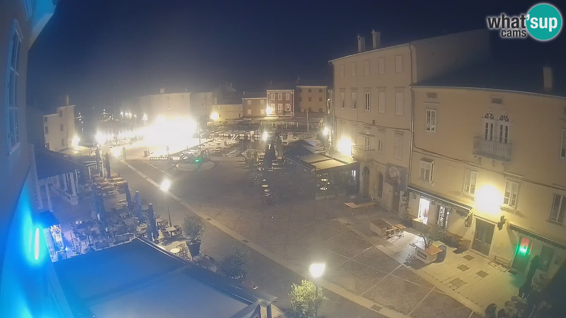 LIVE cam Cres Stadt – Hauptplatz und “mandrač” – Cres Insel – Kroatien