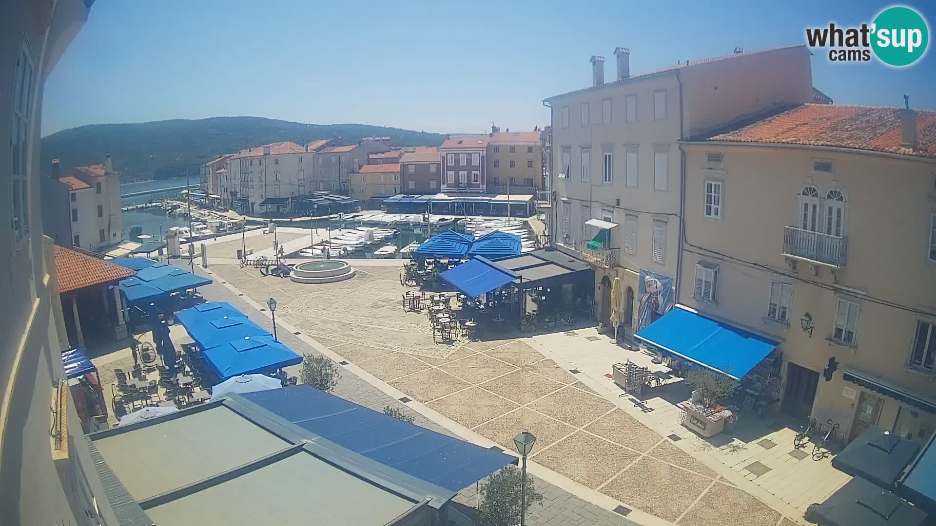 LIVE cam Cres Stadt – Hauptplatz und “mandrač” – Cres Insel – Kroatien