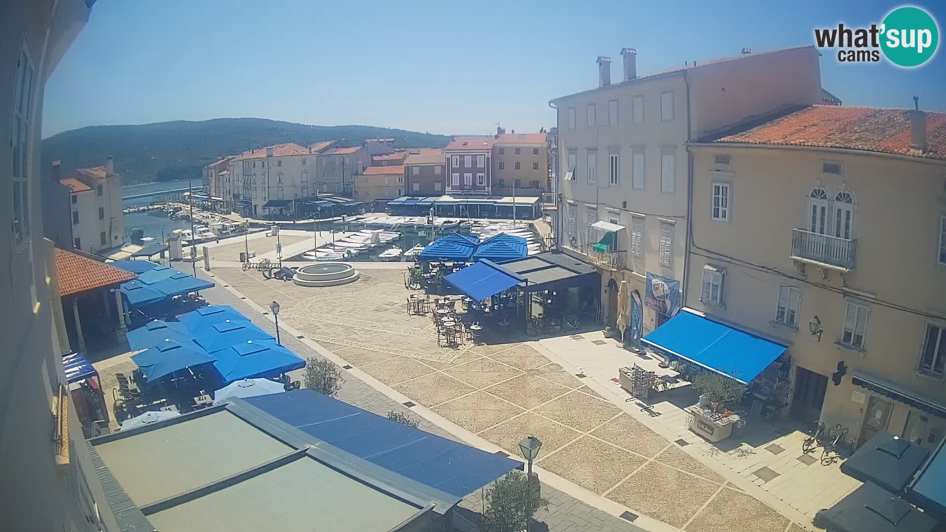 LIVE cam Cres city – main square and “mandrač” – Cres island – Croatia