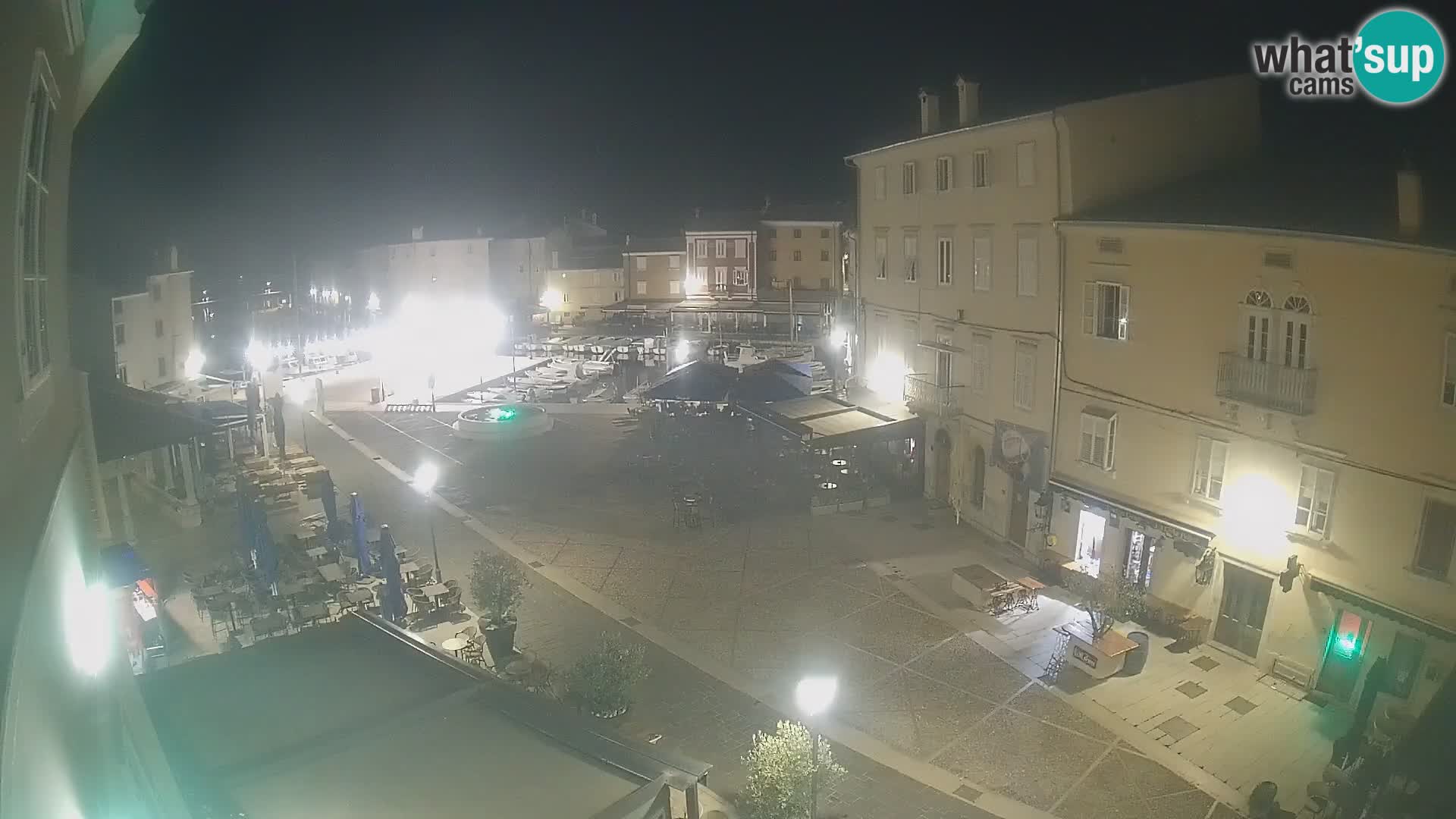 LIVE cam Cres city – main square and “mandrač” – Cres island – Croatia