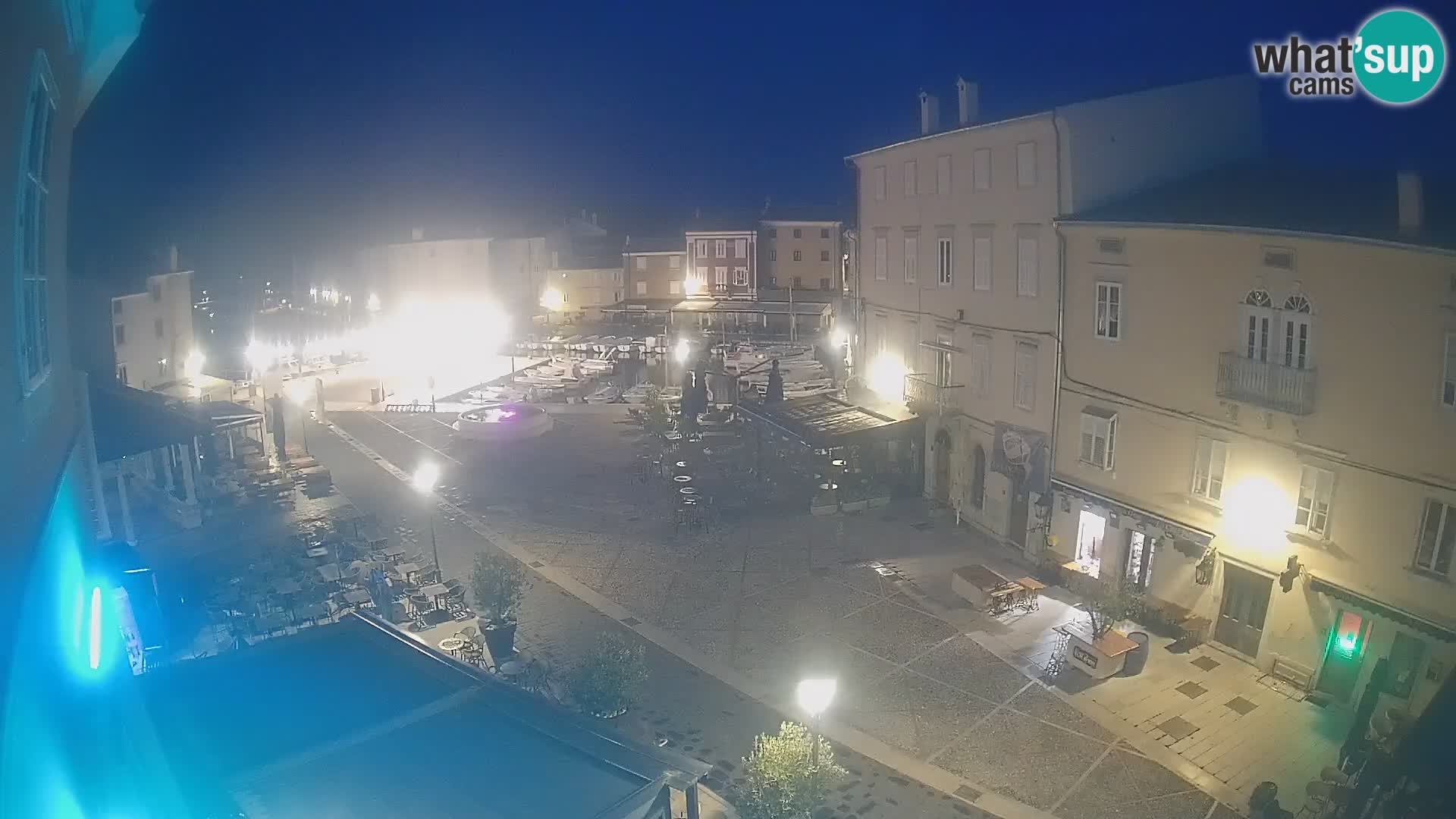 LIVE cam Cres Stadt – Hauptplatz und “mandrač” – Cres Insel – Kroatien