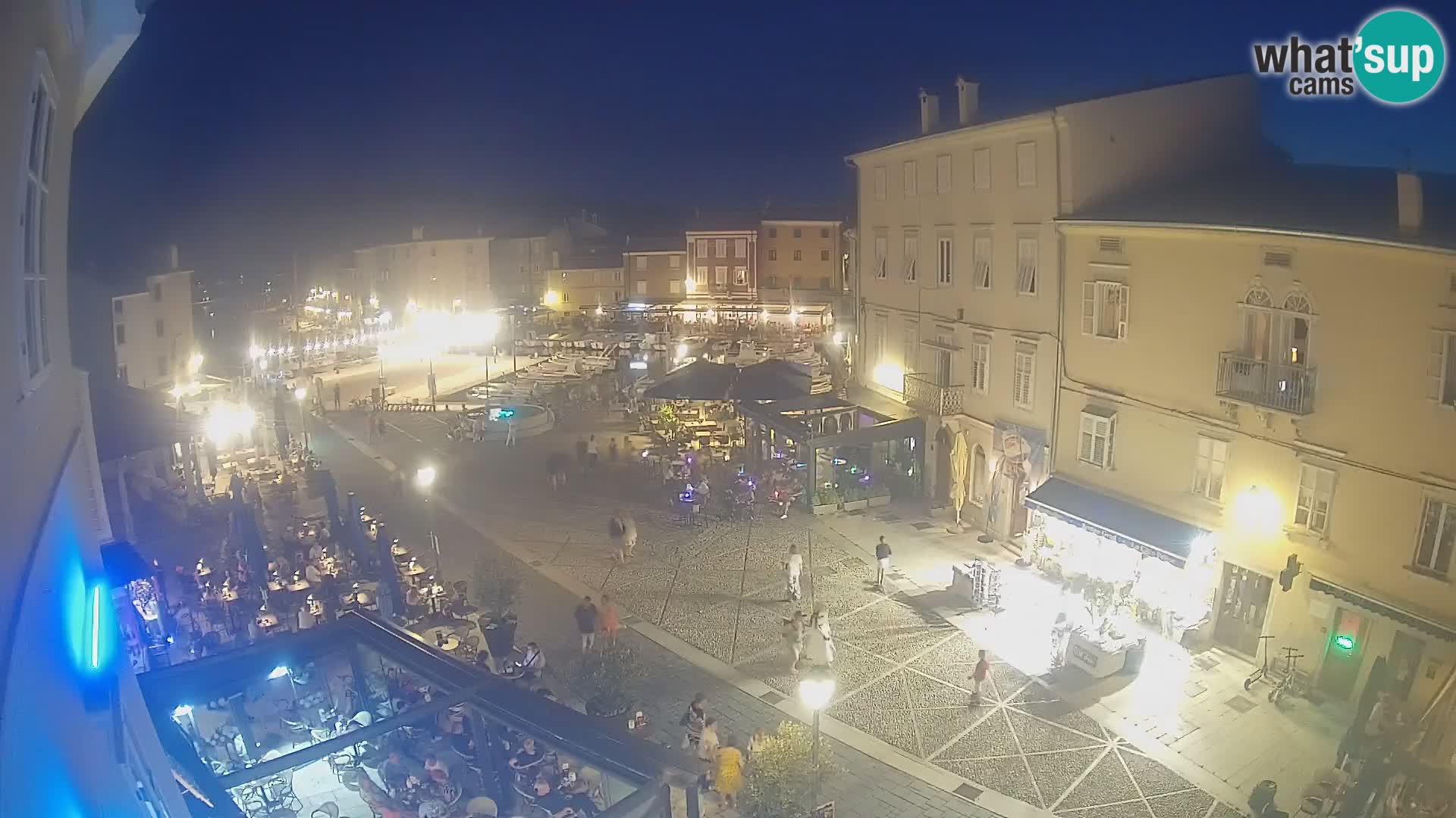 LIVE cam Cres city – main square and “mandrač” – Cres island – Croatia