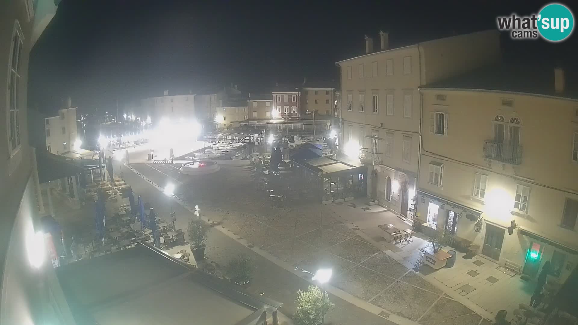 LIVE cam Cres Stadt – Hauptplatz und “mandrač” – Cres Insel – Kroatien
