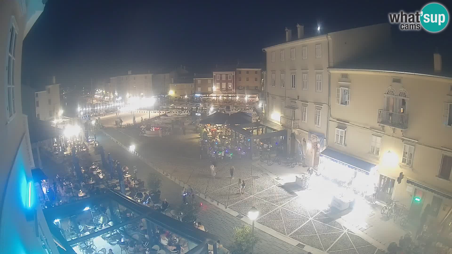 LIVE cam Cres city – main square and “mandrač” – Cres island – Croatia
