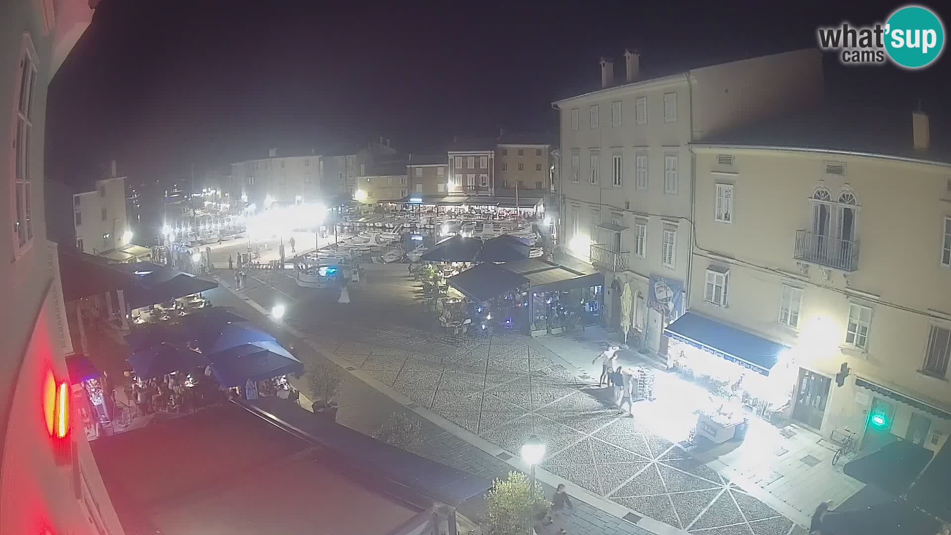 LIVE cam Cres city – main square and “mandrač” – Cres island – Croatia
