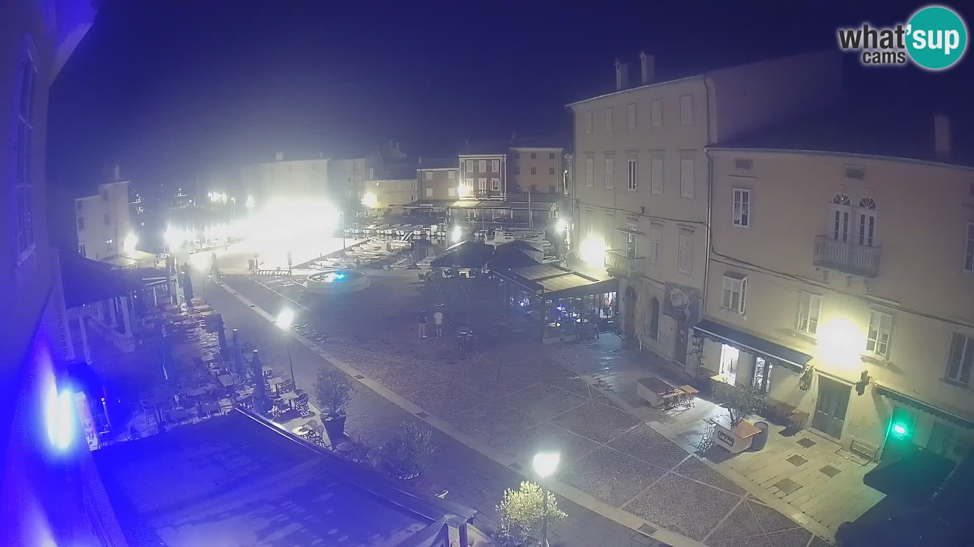 LIVE cam Cres Stadt – Hauptplatz und “mandrač” – Cres Insel – Kroatien