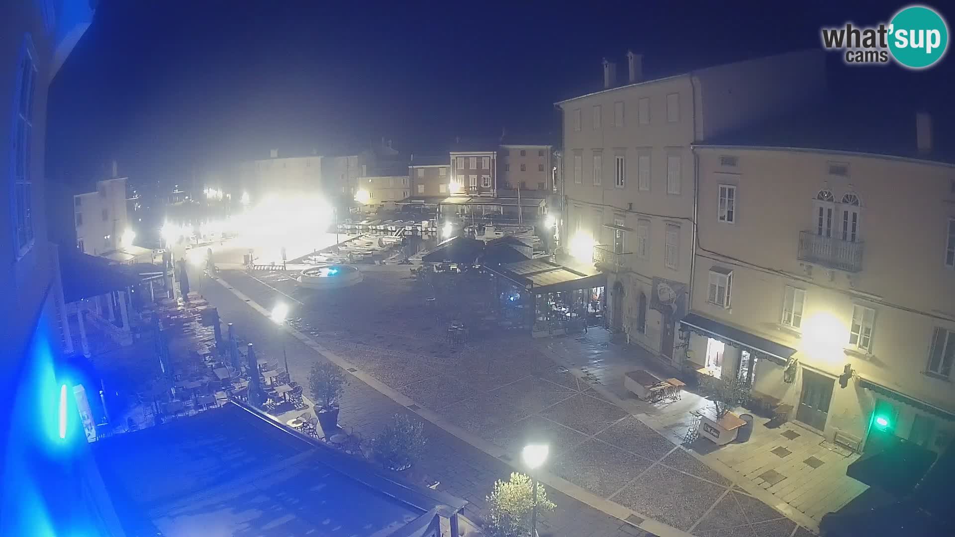 LIVE cam Cres Stadt – Hauptplatz und “mandrač” – Cres Insel – Kroatien
