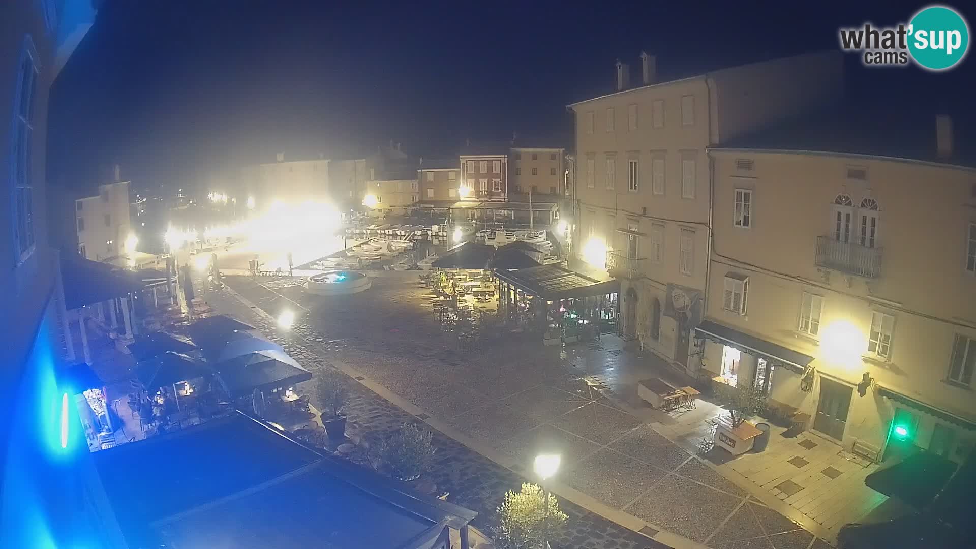 LIVE cam Cres città – piazza principale e “mandrač” – isola di Cherso – Croazia