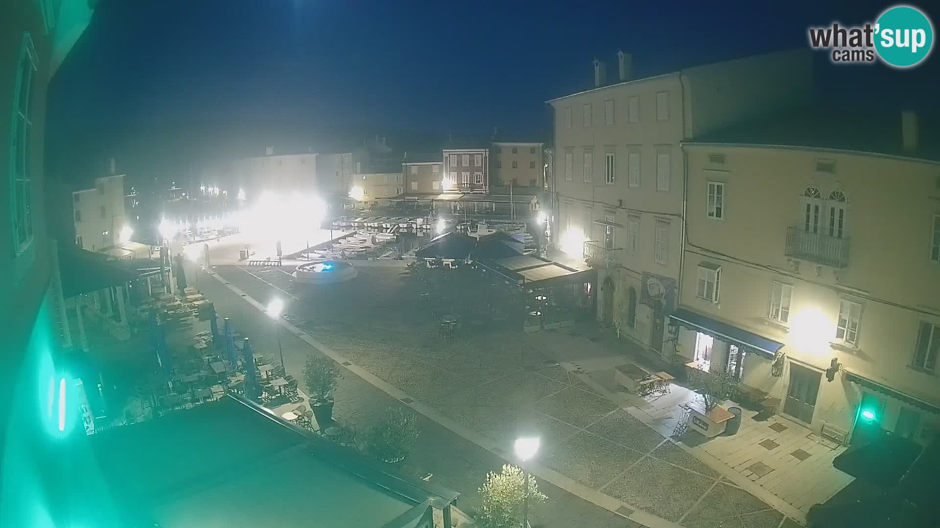 LIVE cam Cres city – main square and “mandrač” – Cres island – Croatia