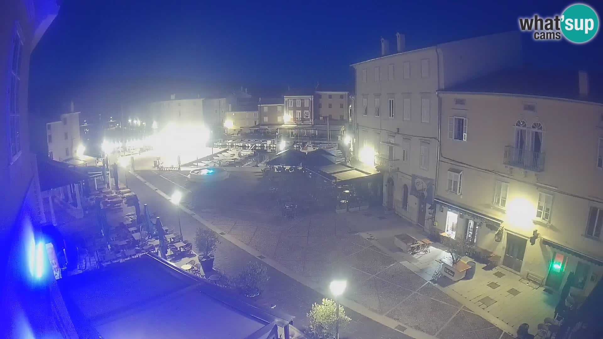 LIVE cam Cres Stadt – Hauptplatz und “mandrač” – Cres Insel – Kroatien