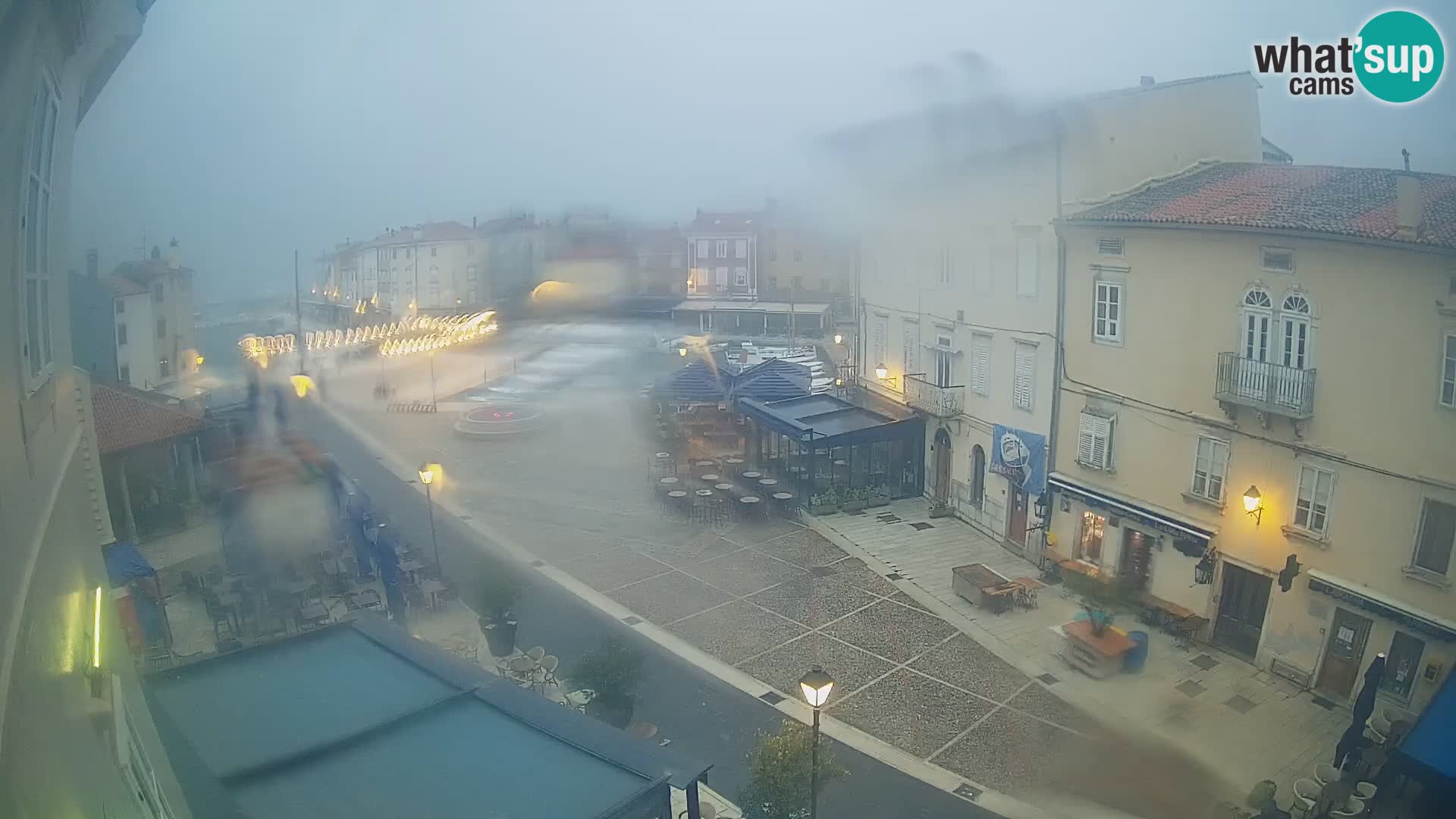 LIVE cam Cres città – piazza principale e “mandrač” – isola di Cherso – Croazia