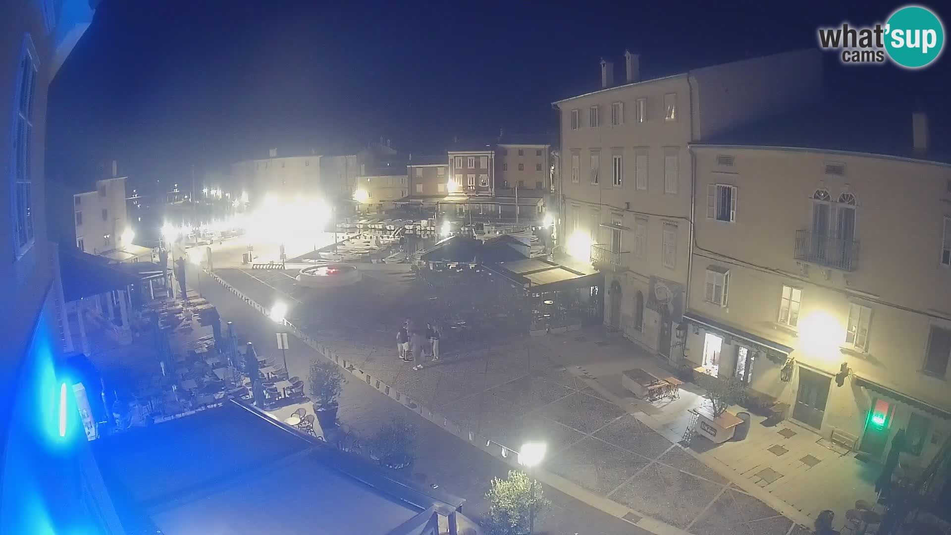 Cámara en vivo ciudad de Cres – plaza principal y “mandrač” – isla de Cres – Croacia