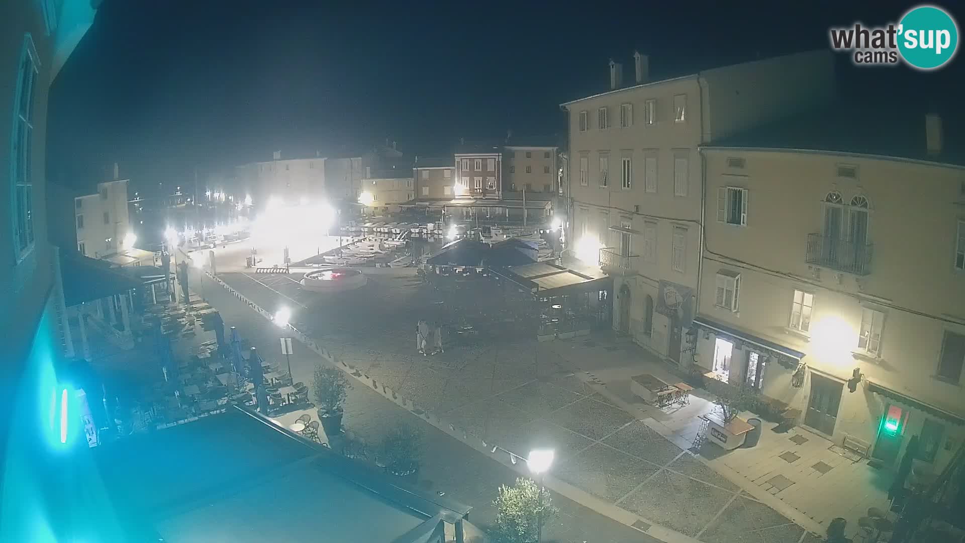 Cámara en vivo ciudad de Cres – plaza principal y “mandrač” – isla de Cres – Croacia