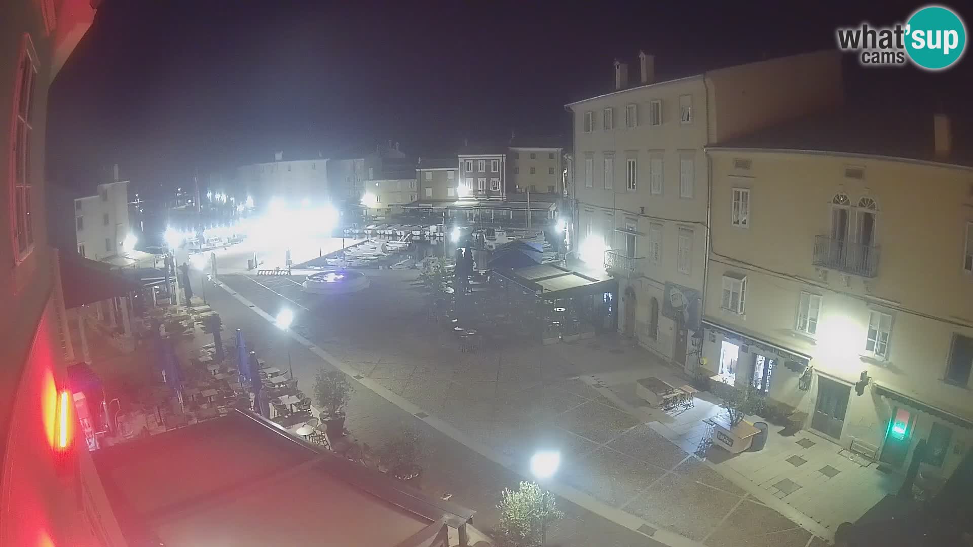 LIVE cam Cres Stadt – Hauptplatz und “mandrač” – Cres Insel – Kroatien