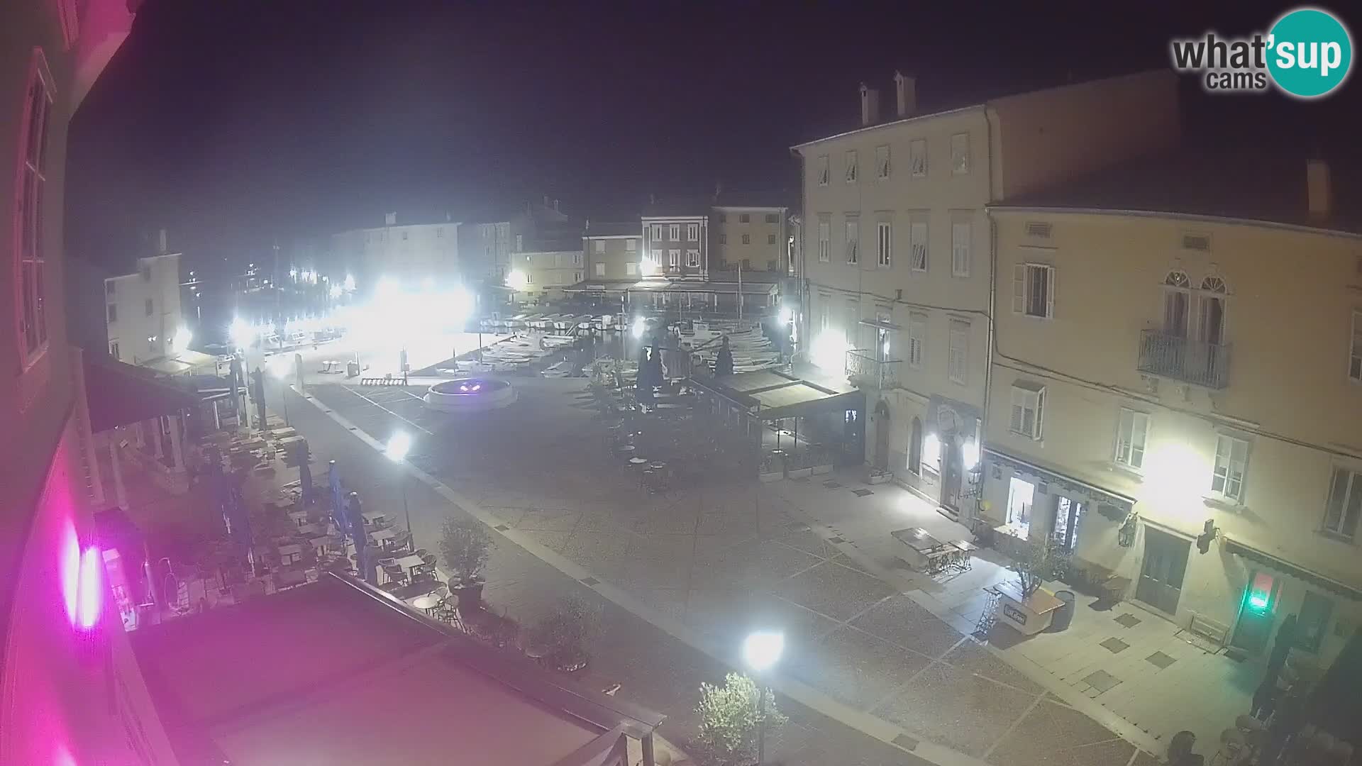 LIVE cam Cres Stadt – Hauptplatz und “mandrač” – Cres Insel – Kroatien