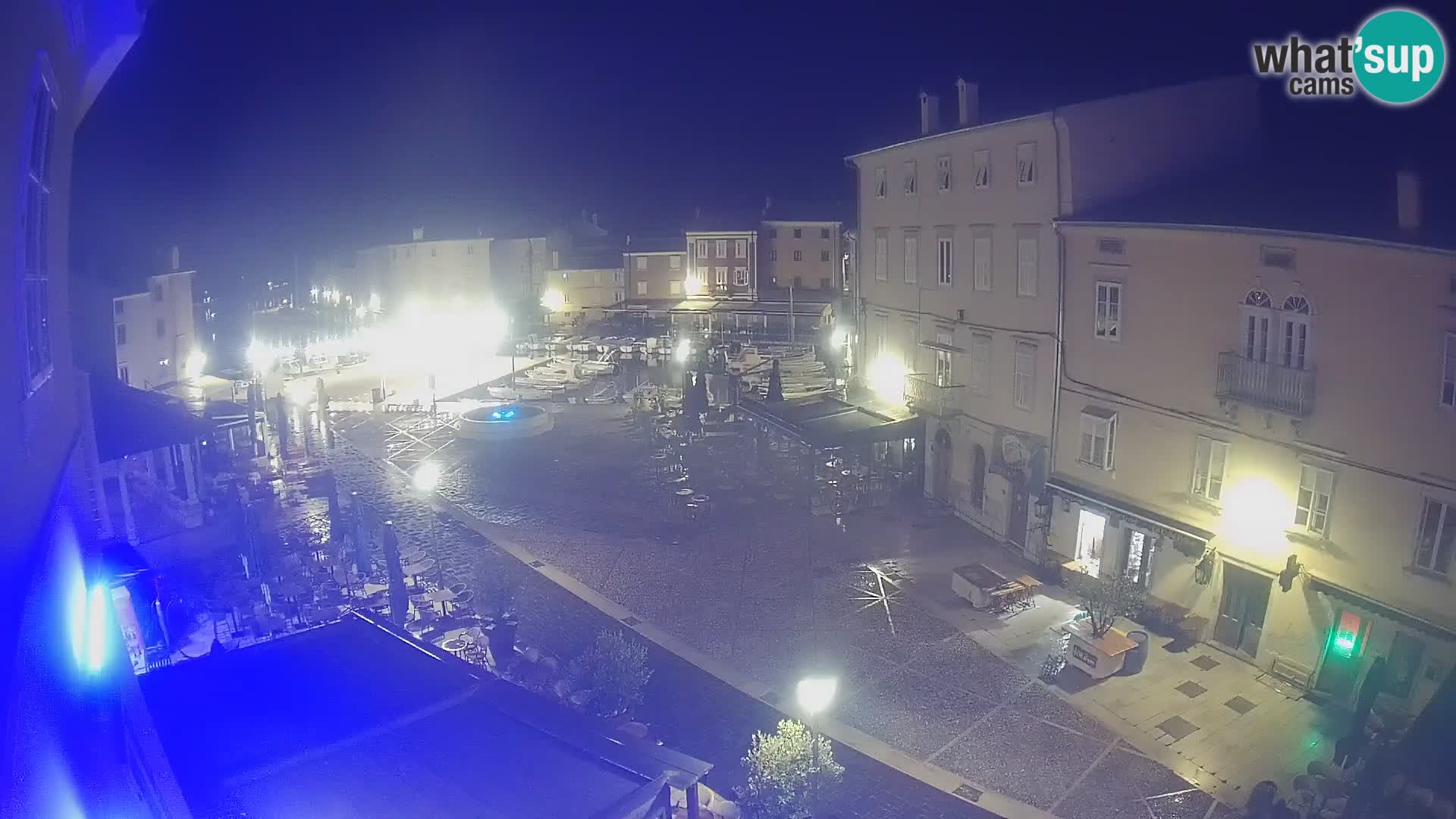 LIVE cam Cres città – piazza principale e “mandrač” – isola di Cherso – Croazia