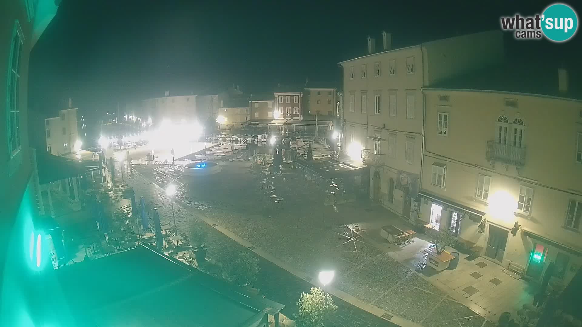 LIVE cam Cres Stadt – Hauptplatz und “mandrač” – Cres Insel – Kroatien