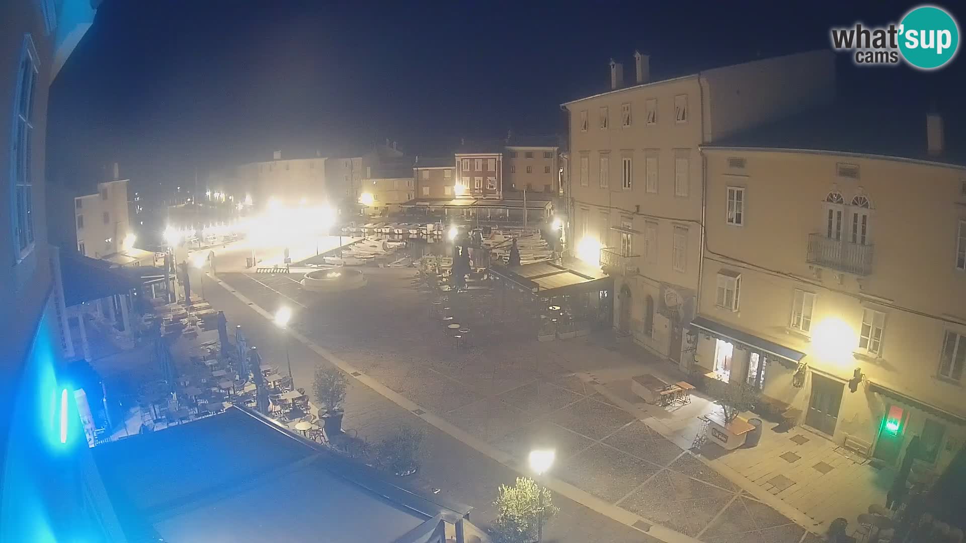 LIVE cam Cres città – piazza principale e “mandrač” – isola di Cherso – Croazia