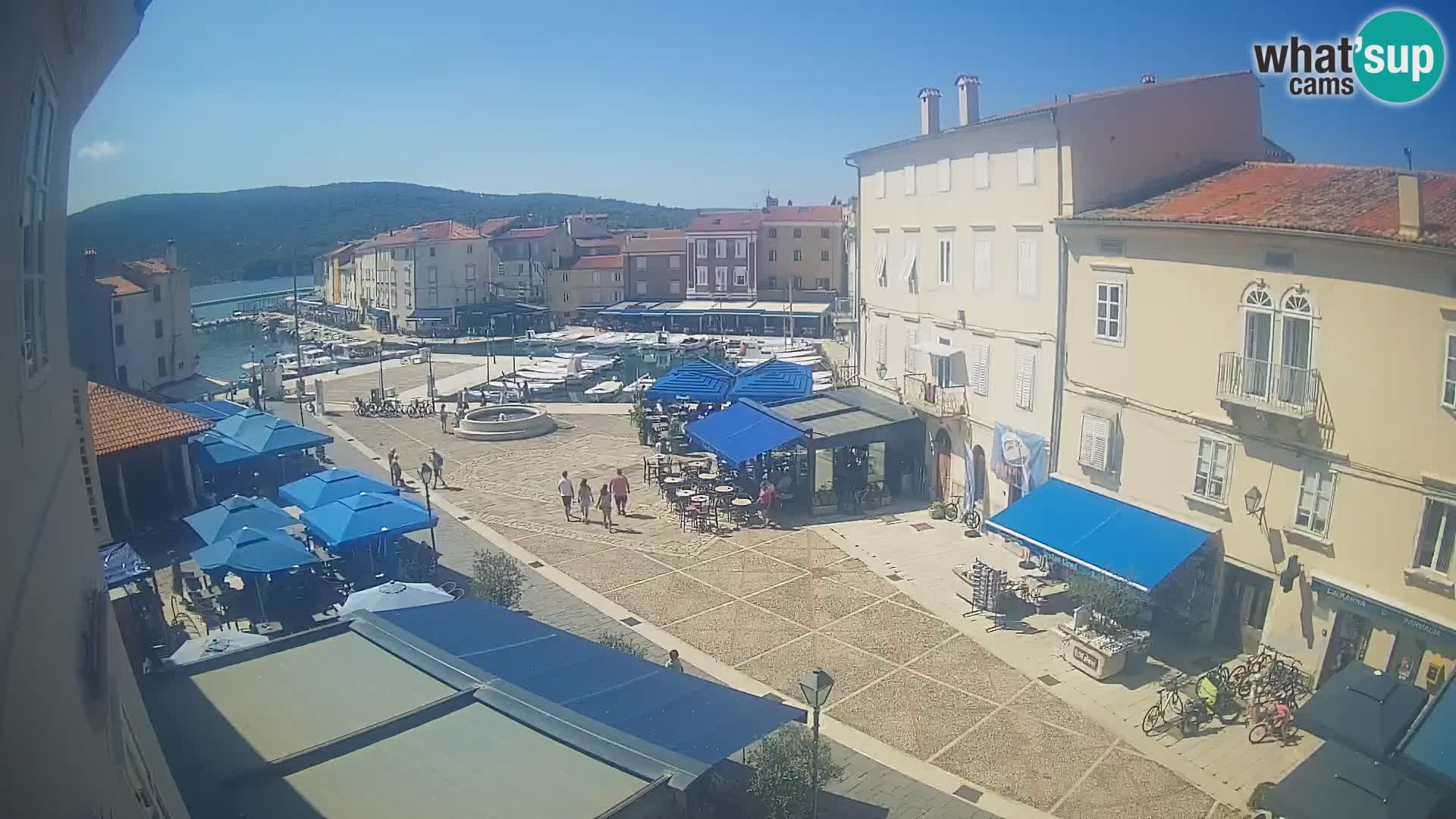 LIVE cam Cres Stadt – Hauptplatz und “mandrač” – Cres Insel – Kroatien