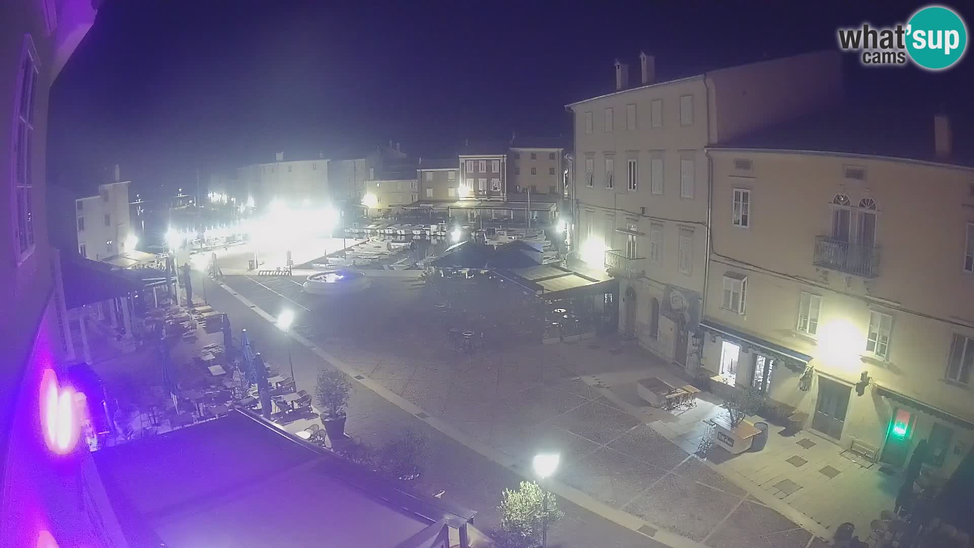 LIVE cam Cres Stadt – Hauptplatz und “mandrač” – Cres Insel – Kroatien