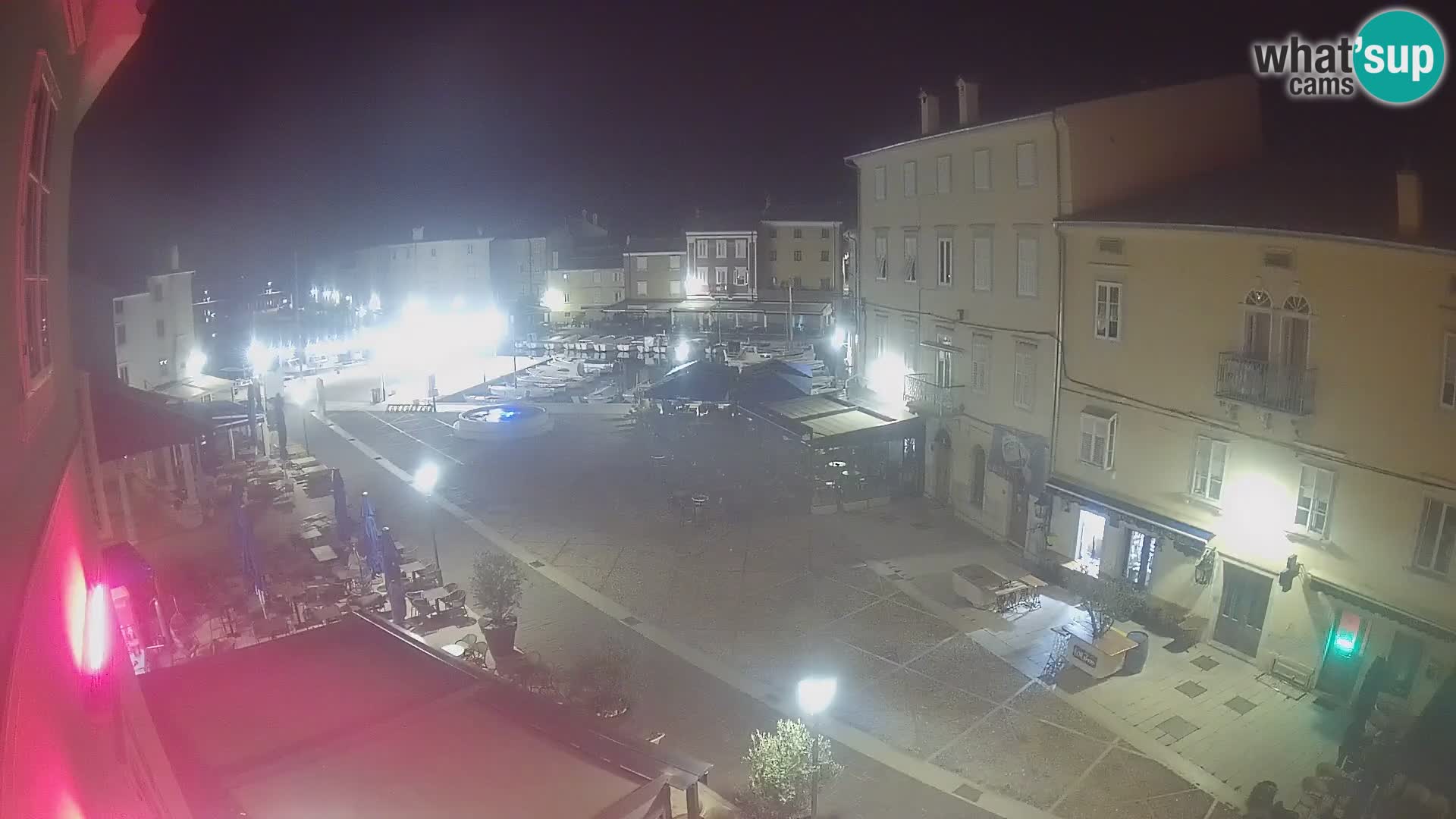 LIVE cam Cres città – piazza principale e “mandrač” – isola di Cherso – Croazia
