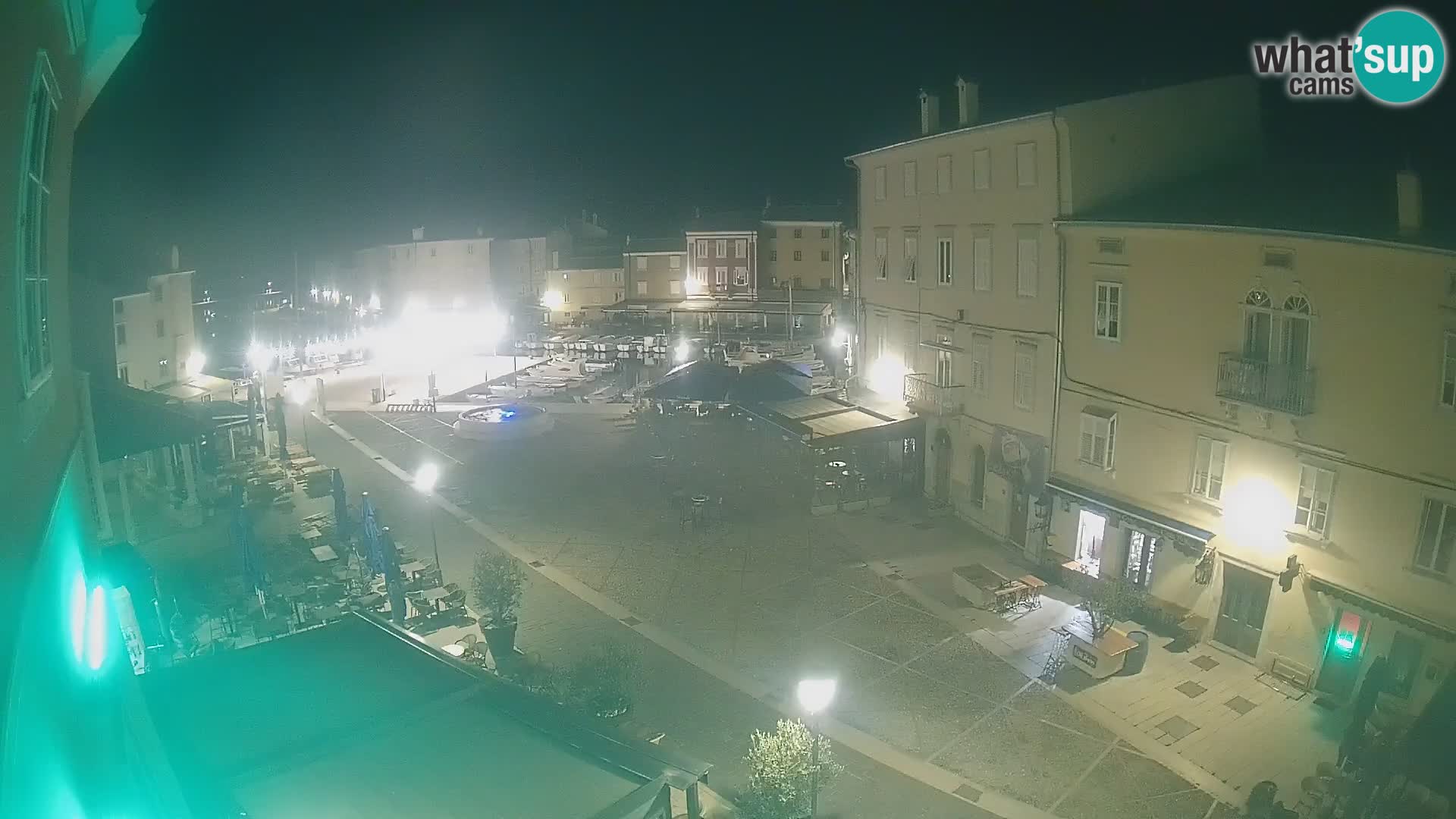 LIVE cam Cres city – main square and “mandrač” – Cres island – Croatia