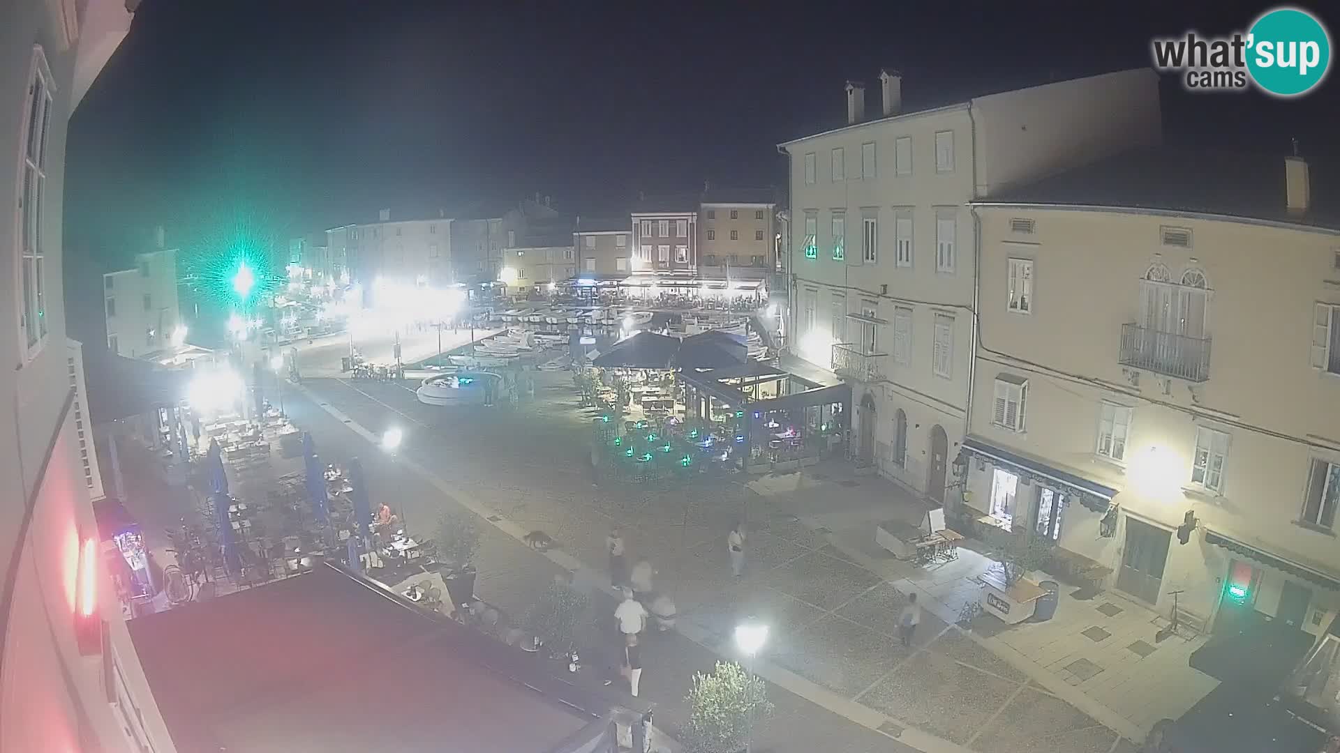 LIVE cam Cres città – piazza principale e “mandrač” – isola di Cherso – Croazia