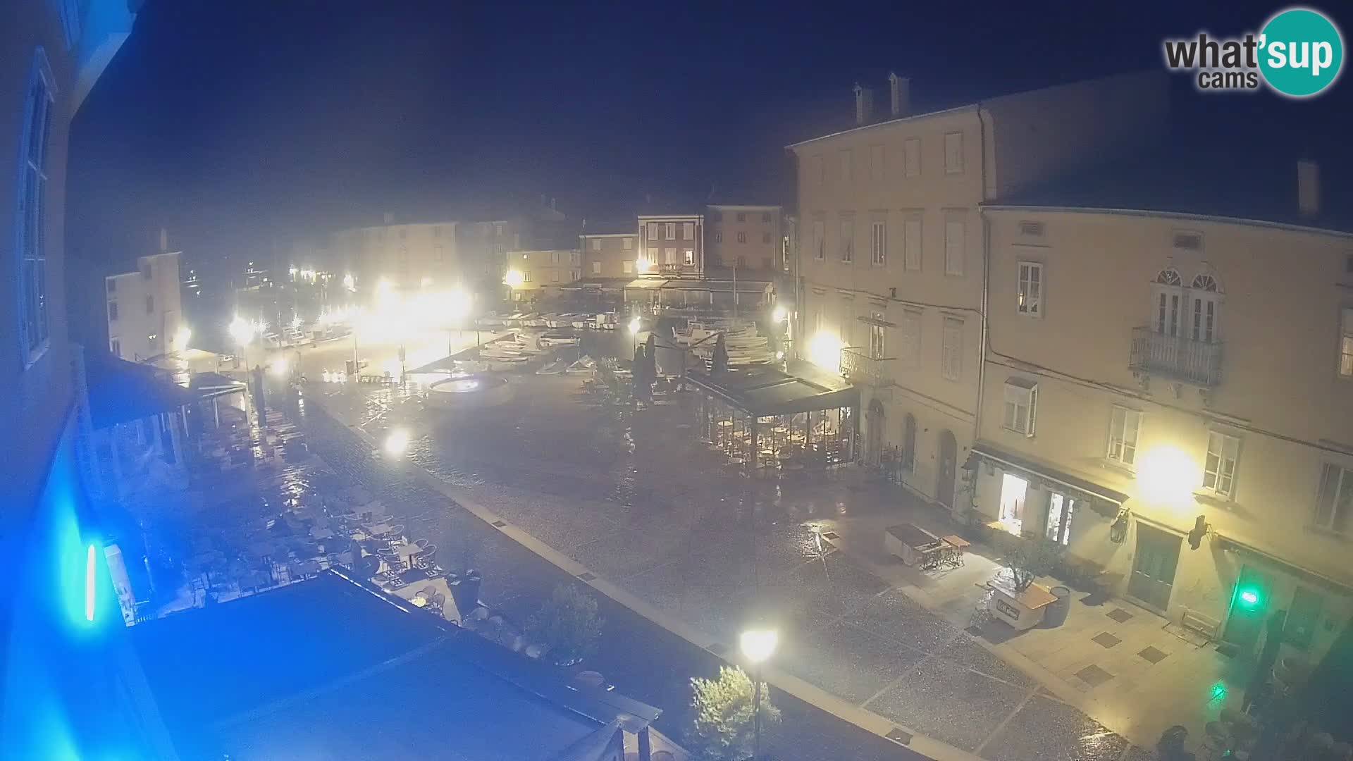 LIVE cam Cres città – piazza principale e “mandrač” – isola di Cherso – Croazia