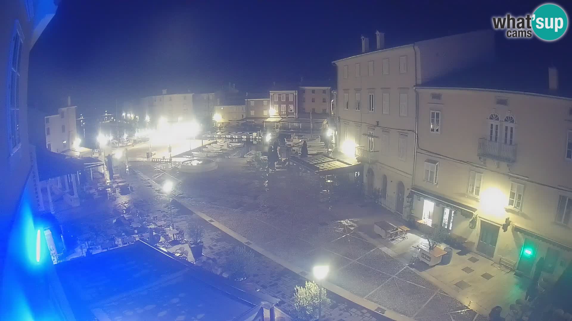 LIVE cam Cres città – piazza principale e “mandrač” – isola di Cherso – Croazia