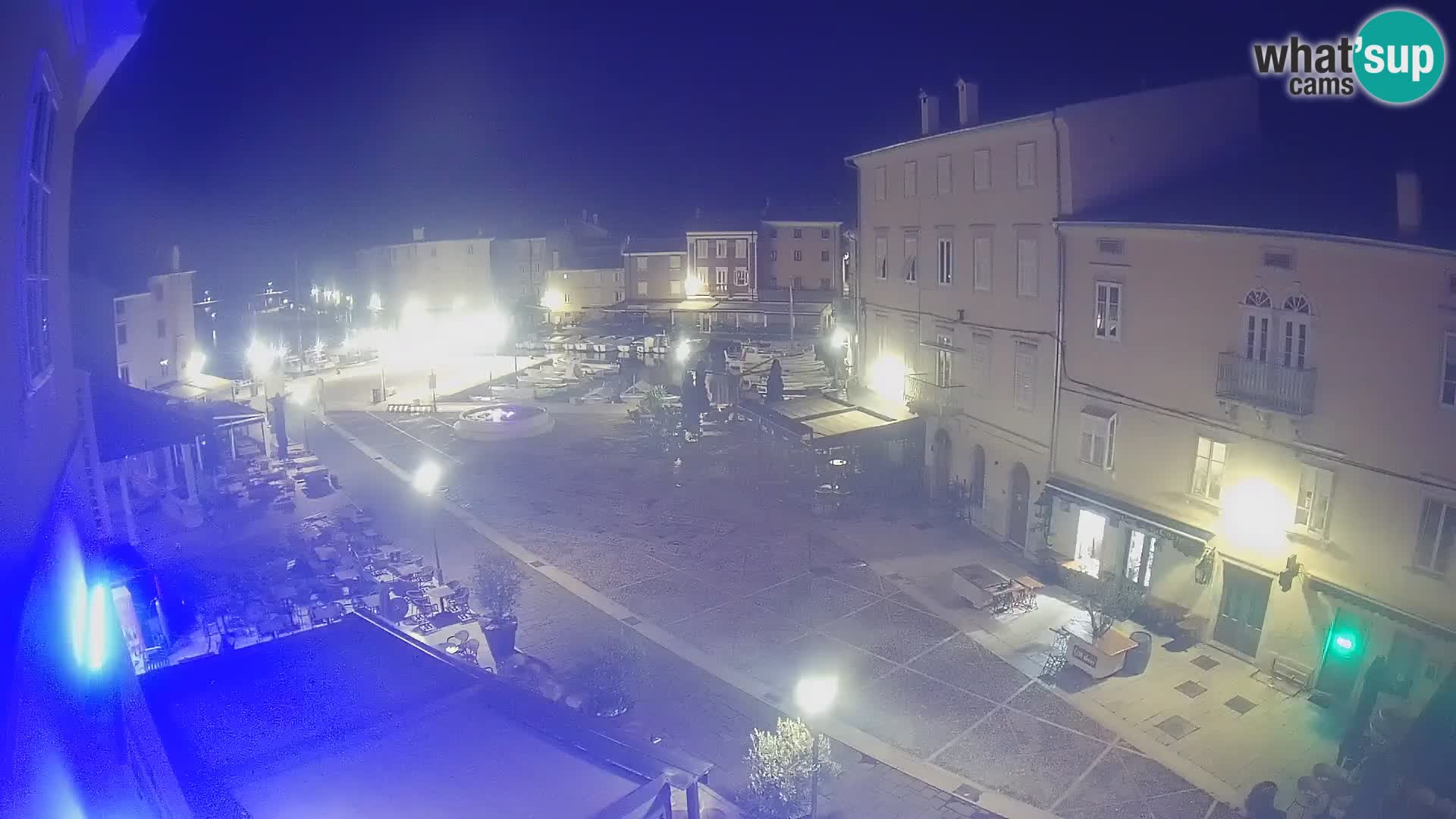 LIVE cam Cres città – piazza principale e “mandrač” – isola di Cherso – Croazia