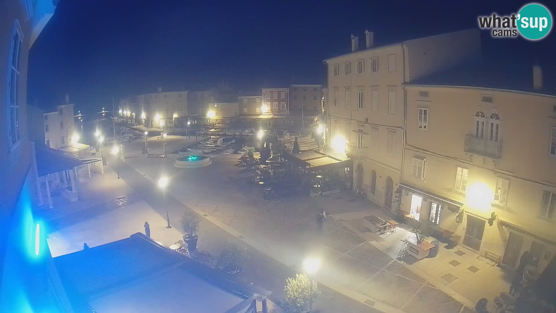 LIVE cam Cres città – piazza principale e “mandrač” – isola di Cherso – Croazia