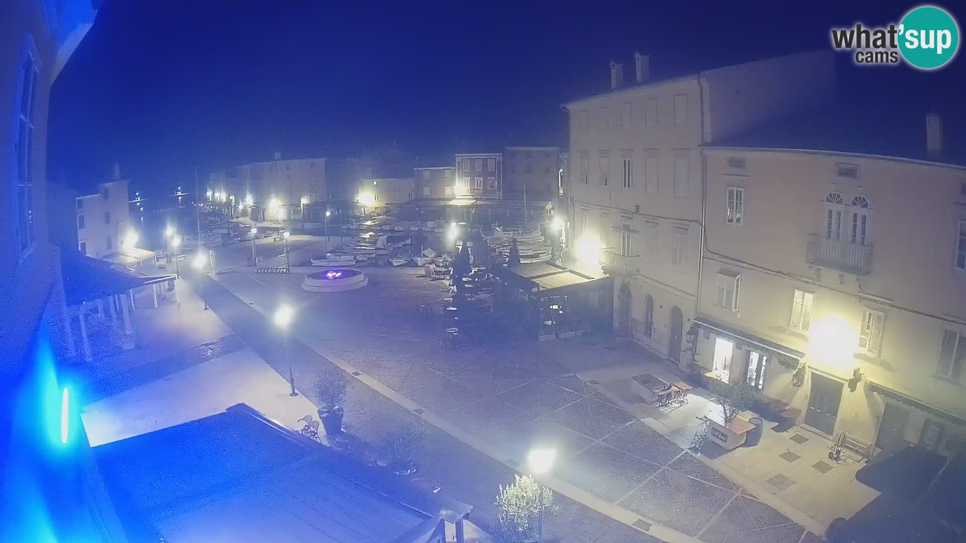 LIVE cam Cres città – piazza principale e “mandrač” – isola di Cherso – Croazia