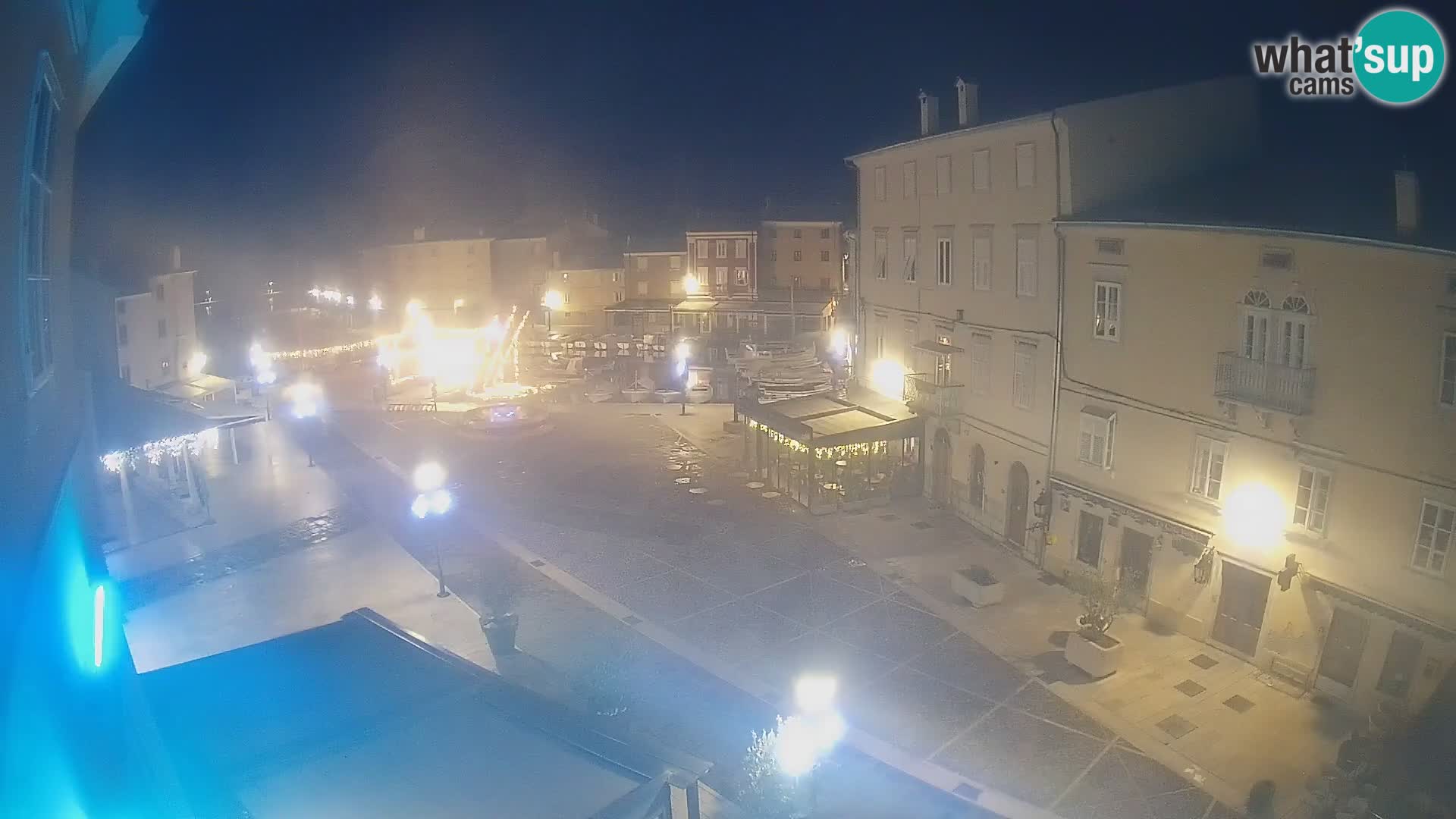 LIVE cam Cres Stadt – Hauptplatz und “mandrač” – Cres Insel – Kroatien