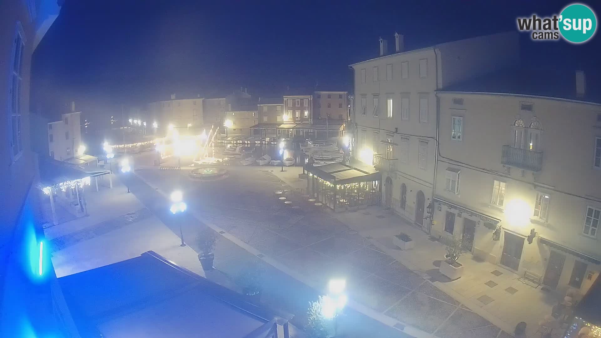 LIVE cam Cres Stadt – Hauptplatz und “mandrač” – Cres Insel – Kroatien