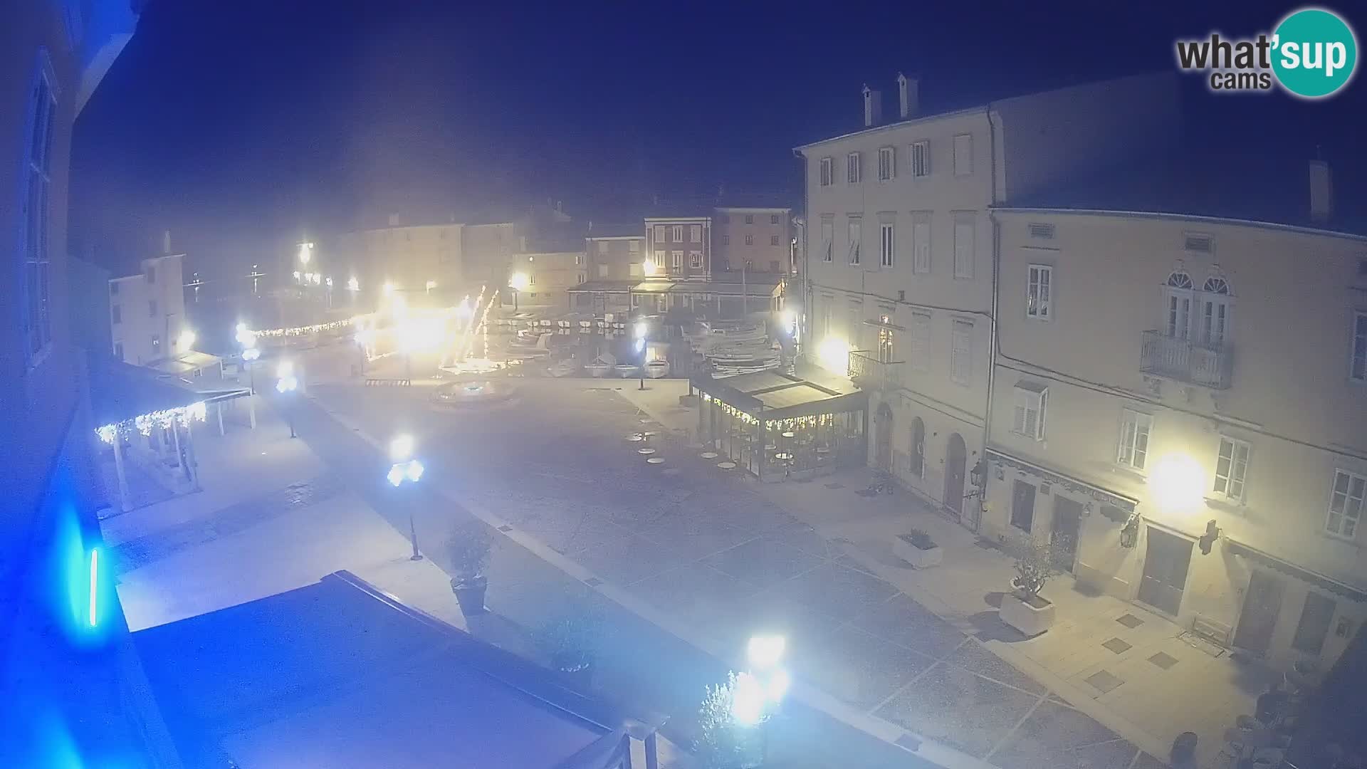 LIVE cam Cres Stadt – Hauptplatz und “mandrač” – Cres Insel – Kroatien