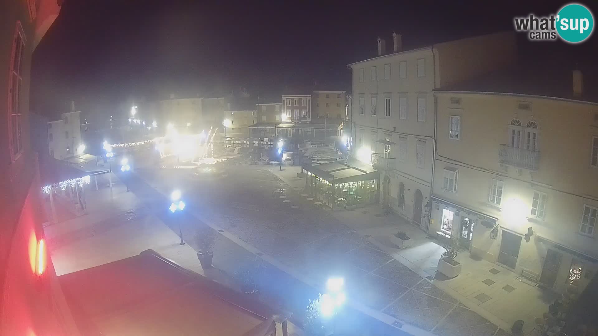 LIVE cam Cres city – place principale et “mandrač” – île de Cres – Croatie