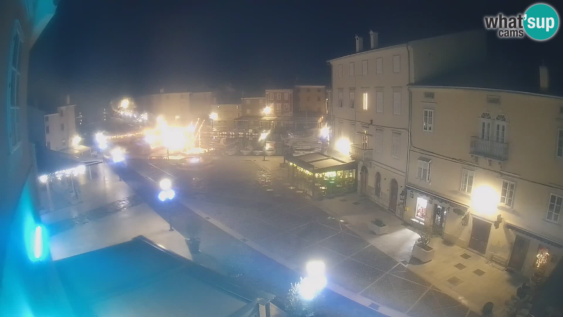 LIVE cam Cres città – piazza principale e “mandrač” – isola di Cherso – Croazia