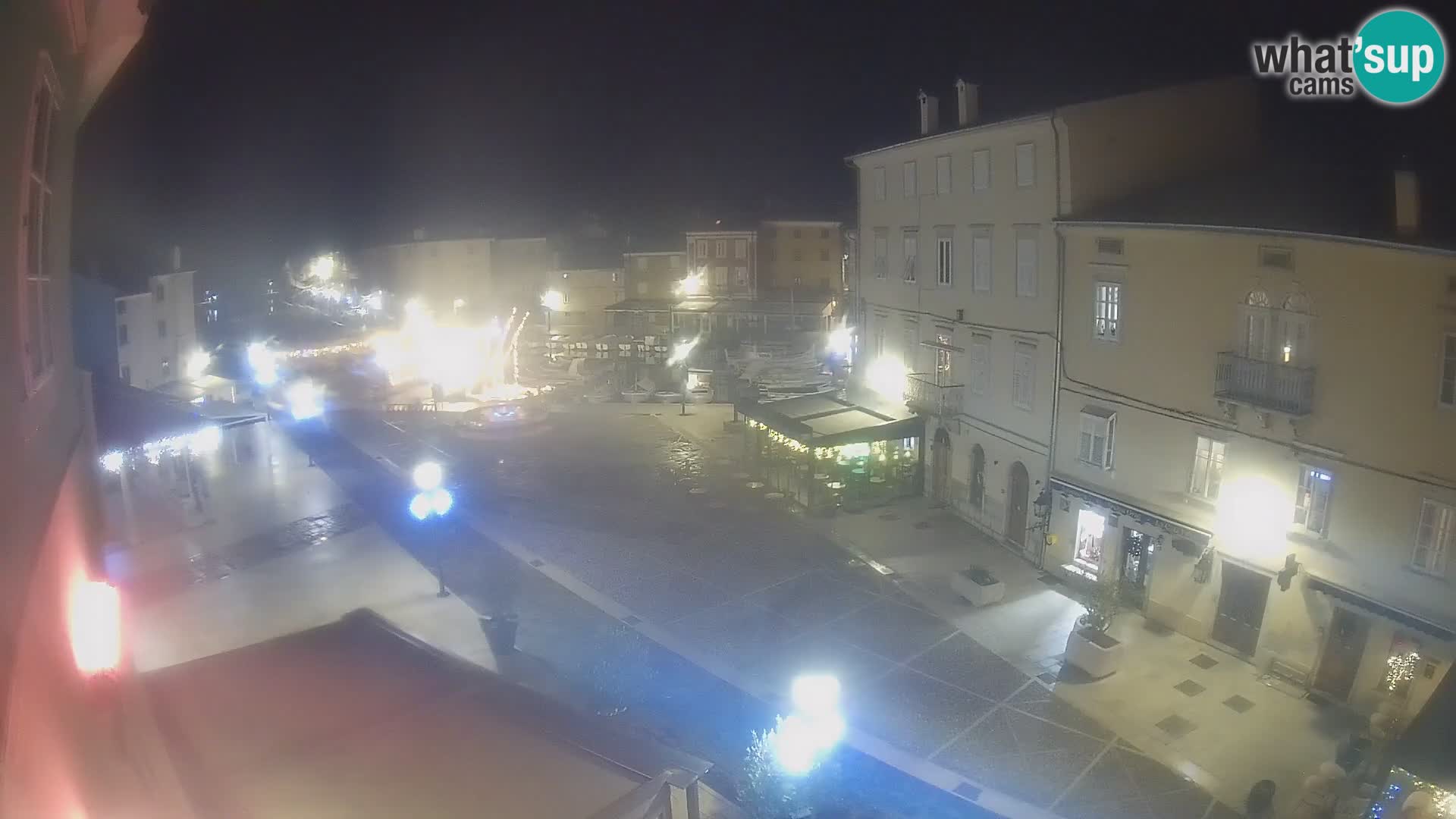 LIVE cam Cres Stadt – Hauptplatz und “mandrač” – Cres Insel – Kroatien
