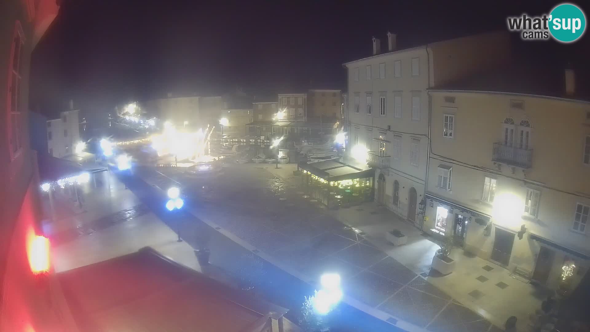 LIVE cam Cres Stadt – Hauptplatz und “mandrač” – Cres Insel – Kroatien