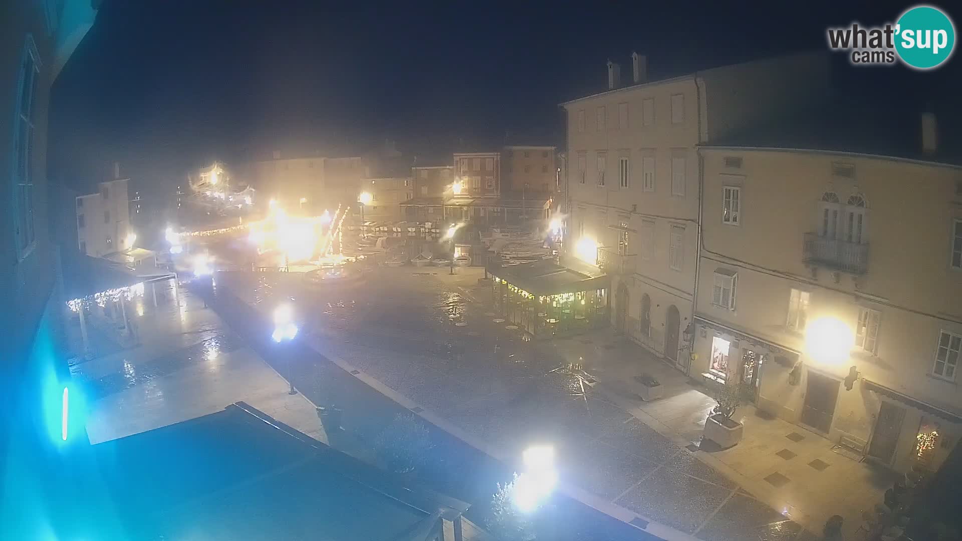 LIVE cam Cres Stadt – Hauptplatz und “mandrač” – Cres Insel – Kroatien