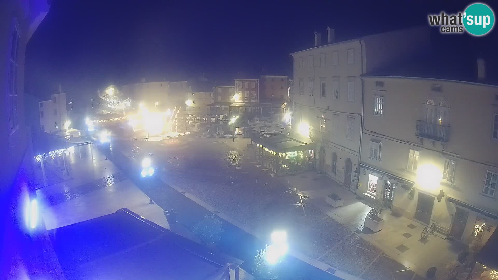 LIVE cam Cres città – piazza principale e “mandrač” – isola di Cherso – Croazia