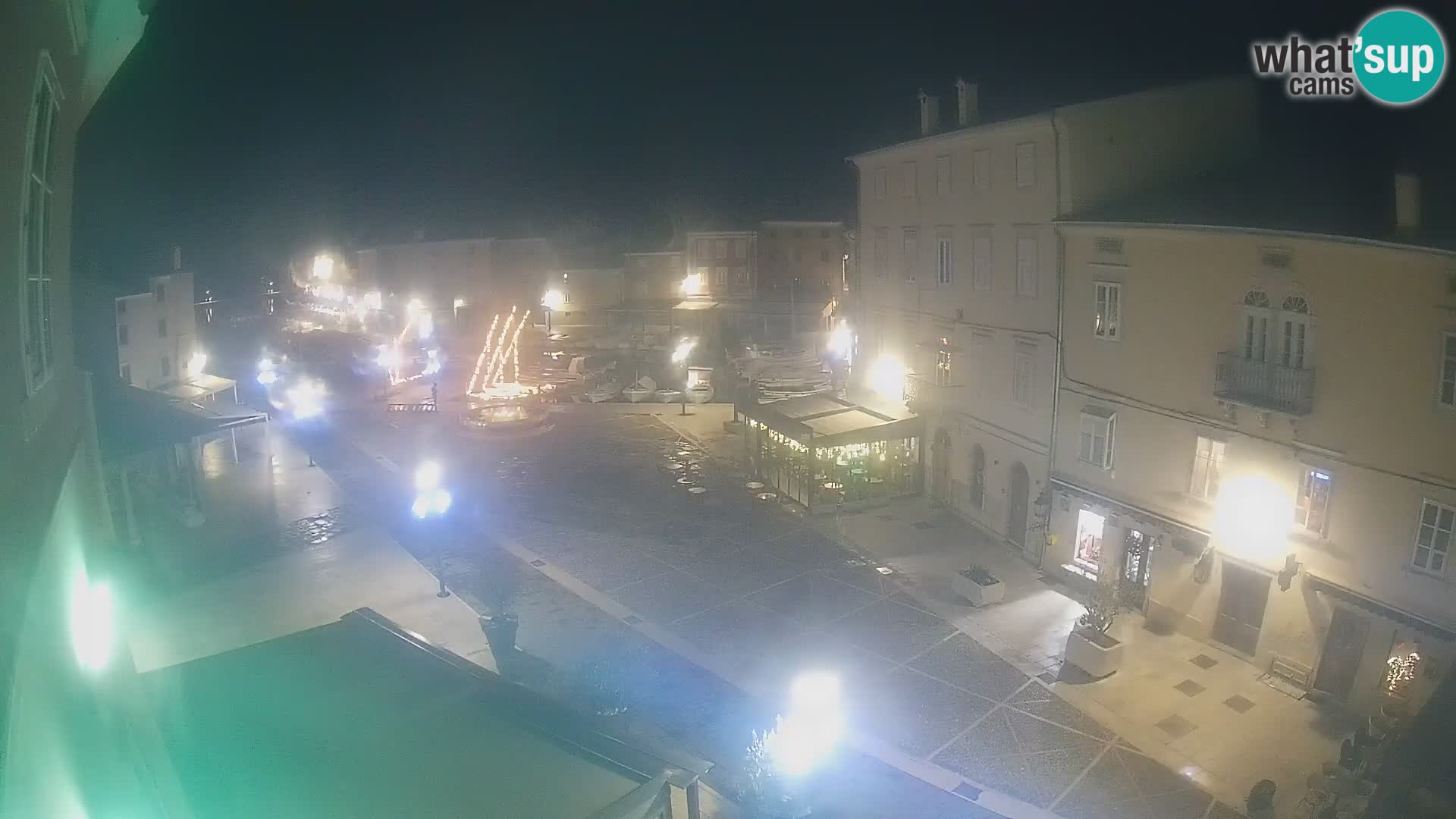 LIVE cam Cres Stadt – Hauptplatz und “mandrač” – Cres Insel – Kroatien