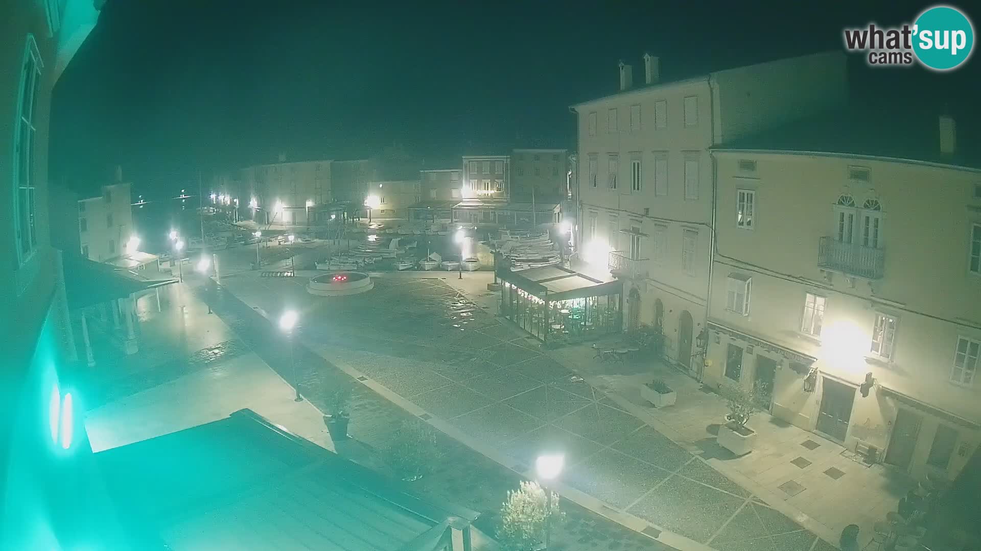 LIVE cam Cres Stadt – Hauptplatz und “mandrač” – Cres Insel – Kroatien