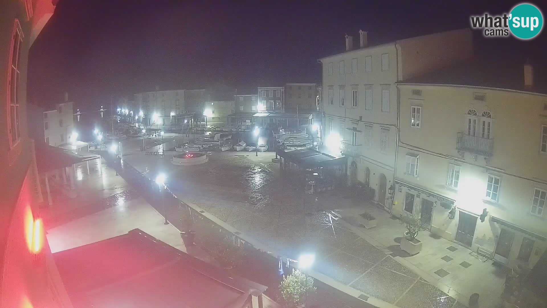 LIVE cam Cres Stadt – Hauptplatz und “mandrač” – Cres Insel – Kroatien