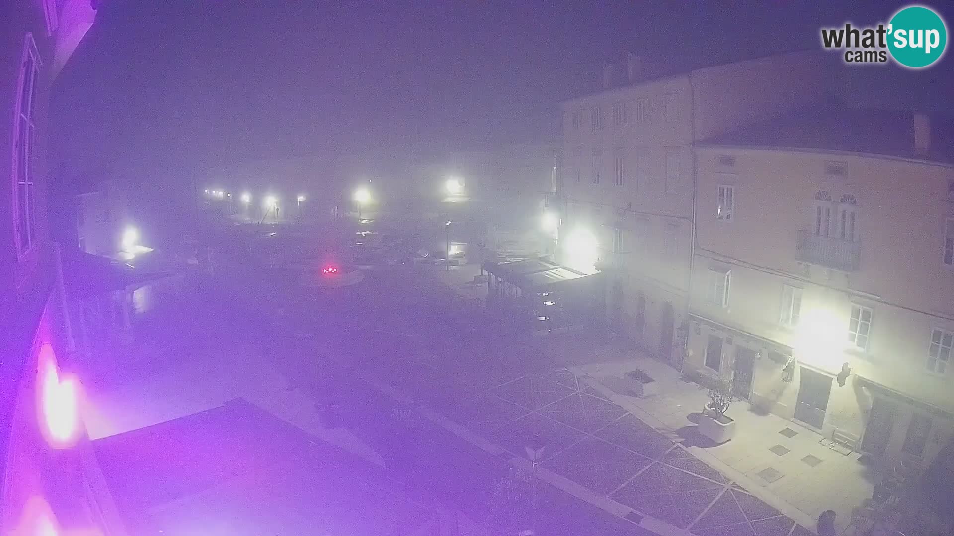 LIVE cam Cres Stadt – Hauptplatz und “mandrač” – Cres Insel – Kroatien