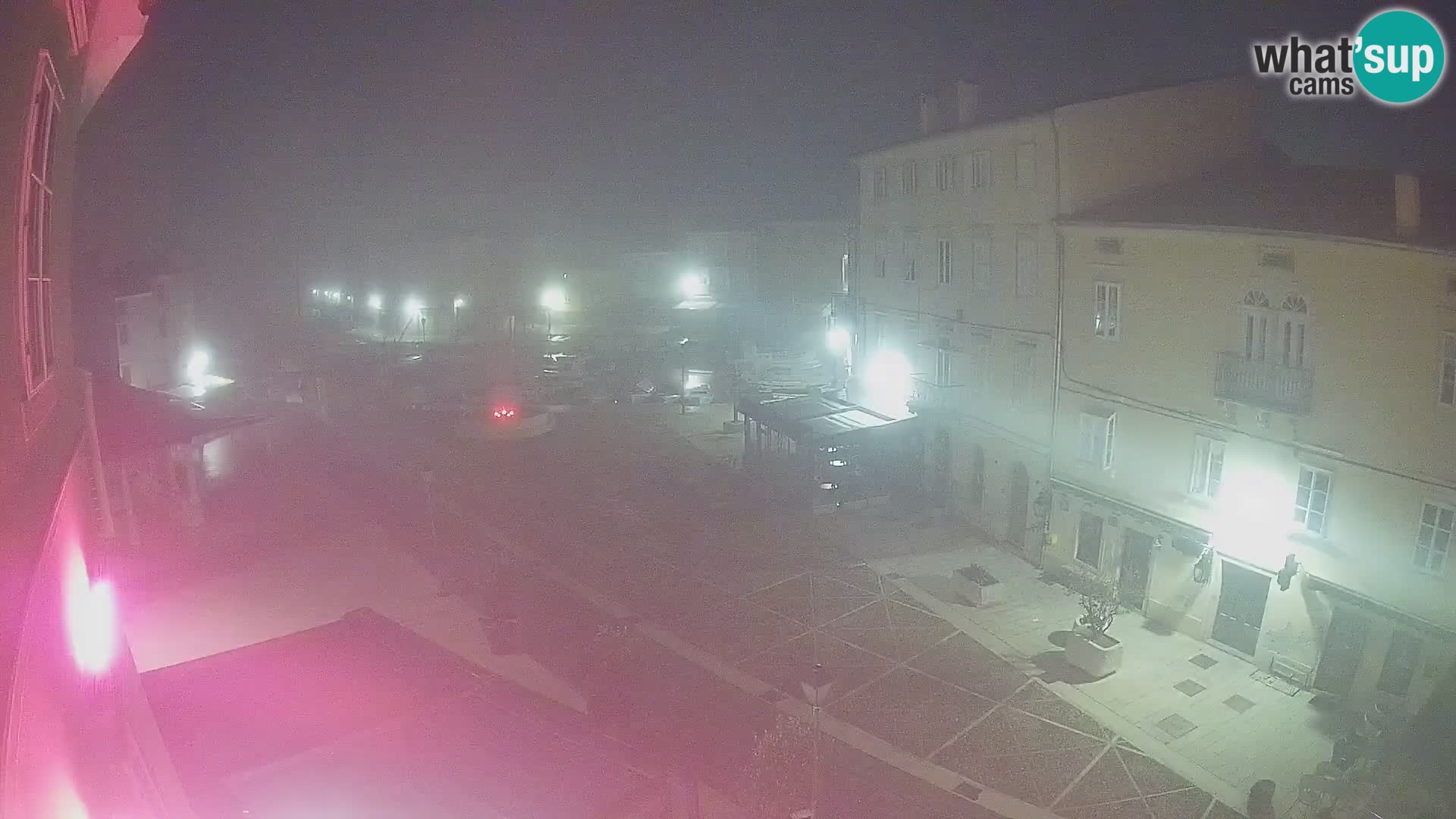 LIVE cam Cres Stadt – Hauptplatz und “mandrač” – Cres Insel – Kroatien
