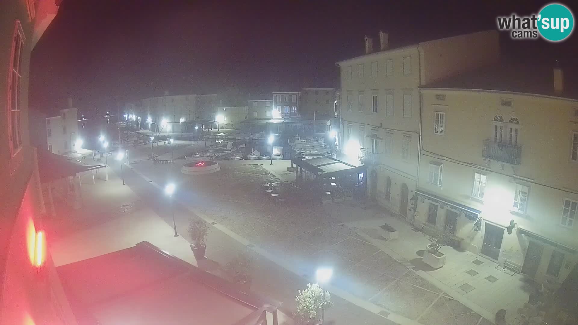 LIVE cam Cres Stadt – Hauptplatz und “mandrač” – Cres Insel – Kroatien